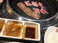 -韩宫宴炭火烤肉(中商世界里店)
