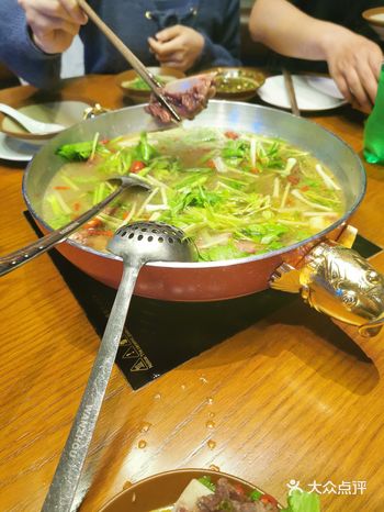 昨晚宵夜忘记评论 这家店好像原来是做串串的