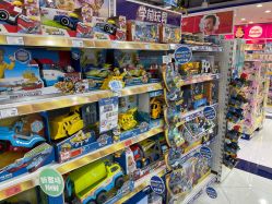 -TOYSRUS玩具反斗城(重庆来福士店)