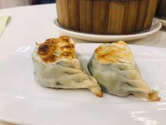 香煎鲜肉韭菜饺-凤凰楼酒家·粤宴点心(华强北店)