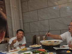 -百姓食府(秦虹路店)