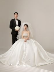 -雅云婚纱摄影工作室旗舰店