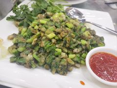 -榕树下海鲜馆(坪山路店)