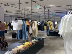 -URBAN REVIVO(荟聚中心店)
