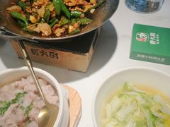 -费大厨辣椒炒肉(高铁吾悦广场店)