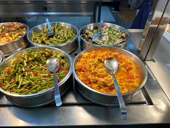 -六和餐饮(东城根店)