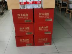 -老乡鸡(亳州路天庆大厦店)