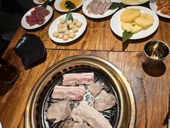 -小花花炭火烤肉·十五年延吉风味(左家庄店)