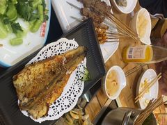 -洪忠涮烤王(嵩山路店)