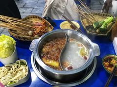 -马路边边·成都串串(翠柏路店)