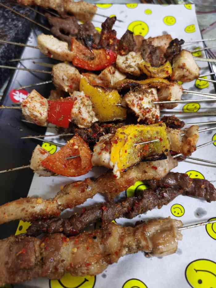 老崔烧烤1号店-"周末想吃烧烤,朋友推荐了宝龙这边的老崔烧.