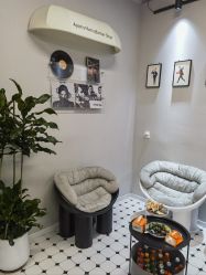 -老男孩男士理容馆·理发·烫染·修面