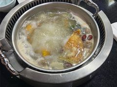 -四点金潮汕鲜牛肉火锅(金猴名居店)