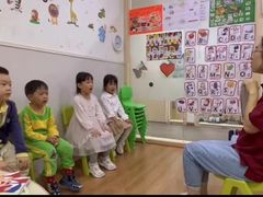 -i2青少儿英语(爱加星悦荟店)