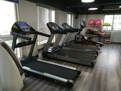 -越·健身工作室(华尔兹广场写字楼B栋店)