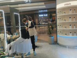 -PE SALON