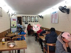 大堂-金城包子牛肉灌汤包(台东四路店)