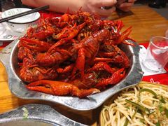 -李双猪·小龙虾·烧烤·羊肉煲(乐山店)