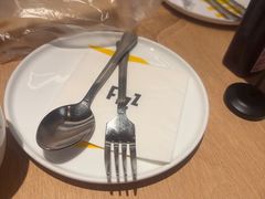 -菲滋意式餐厅(富阳东方茂店)