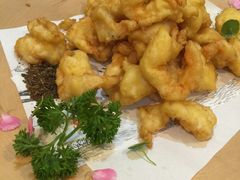 炸虾仁-品味居·首店·大连鲜活海鲜大连菜(东港店)