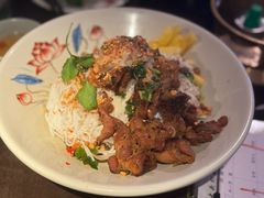 -大头虾越式风味餐厅(光明广场店)