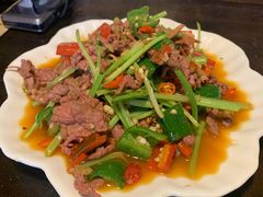 小炒黄牛肉-吃货私房菜(丽江束河古镇店)
