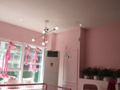 -F小姐甜品店(威海路店)