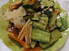 -鑫农夫炒鸡炒虾尾(农业路店)