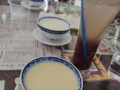 -周大娘牛乳(旧寨古村总店)