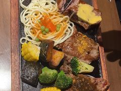 -豪客来牛排(空港华联店)