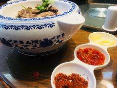 -秦唐一号西安菜馆(钟楼店)