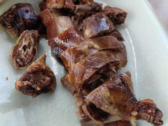 -渝信川菜 · 川味家常菜(财富购物中心店)