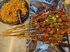 -北门胜利牛肉串·铁签酱爆烤肉