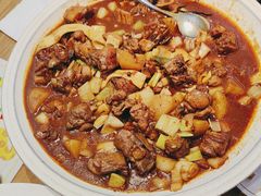 -俭寨大盘鸡·手抓肉·烧烤新疆菜(乌苏路店)