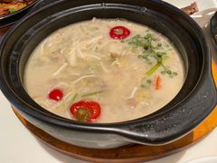 酸汤肥牛煲-太兴餐厅(东方广场分店)
