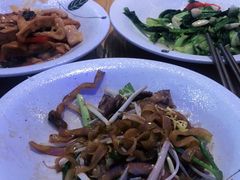 -美食小镇·观赏珍稀鸟类·长隆熊猫酒店