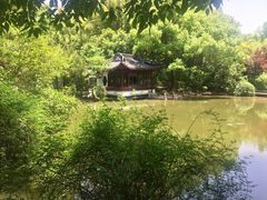 -汇龙潭