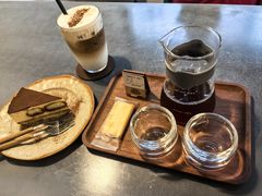 -工页咖啡X COFFEE(龙东路店)