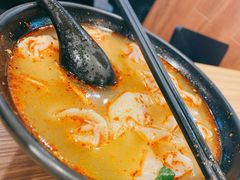 -小杨生煎(金山百联购物中心3楼店)