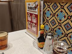 -香港新发烧腊茶餐厅(水围店)