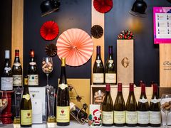 产品陈列-屈臣氏酒窖(上海静安嘉里中心店)