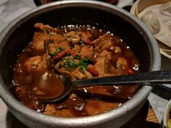 海胆石锅豆腐-湖滨28中餐厅·西湖宴·杭州君悦酒店