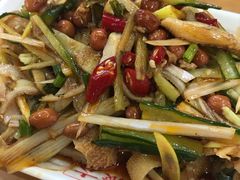 -遵义虾子张六羊肉粉(金码头店)
