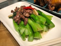 菜心炒鸽杂-大鸽饭(北京路店)