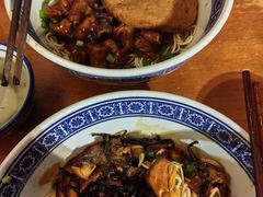 -沪西老弄堂面馆(定西路店)