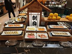 -广州万富希尔顿酒店-感趣自助餐厅·生蚝海鲜刺身