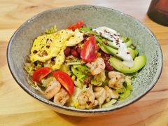 牛油果鲜虾沙拉-A30 BISTRO