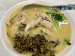 -明呈黄鱼面馆(斜土路店)
