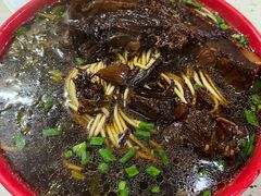 -小龙大肉面馆