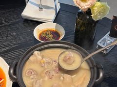 风萝卜老豌豆炖蹄花-金谷仓家庭料理(马泉营店)